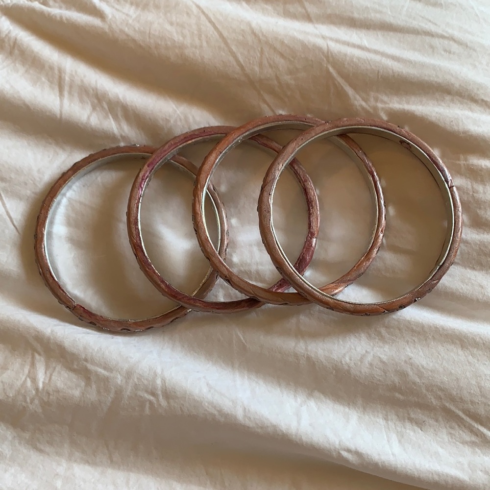 Set of 4 bangles